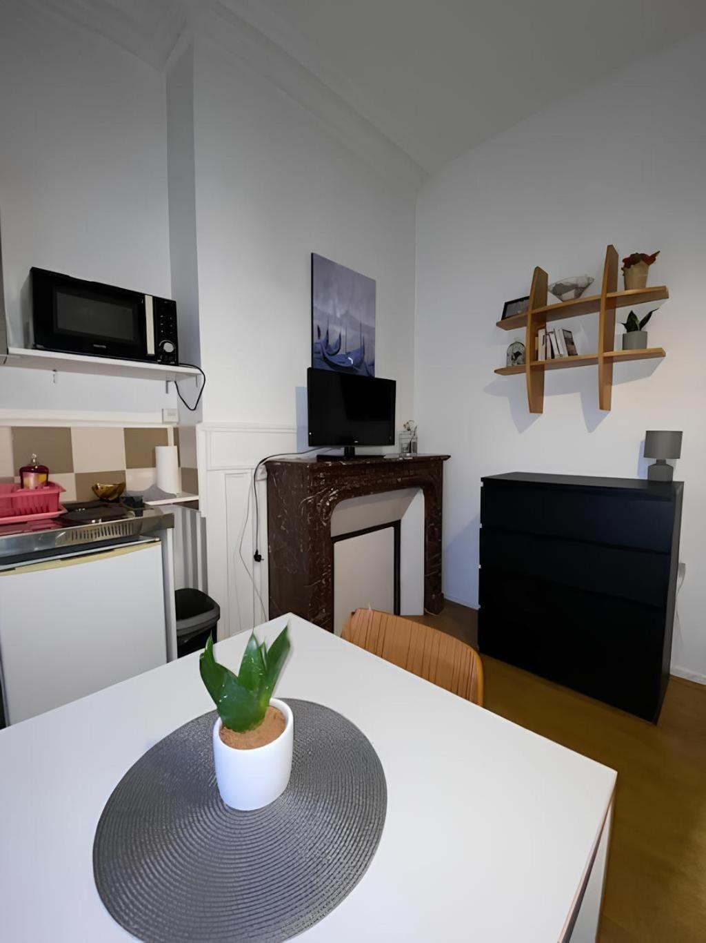 Petit Descamps Apartment Rouen Bagian luar foto
